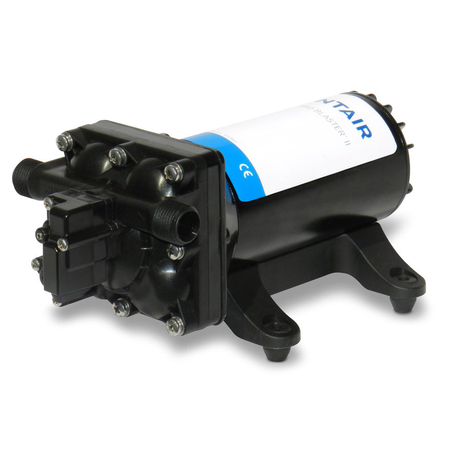 Shurflo by Pentair PRO WASHDOWN KIT II Deluxe  12 VDC  40 GPM  Includes Pump Fittings Nozzle Strainer 25 Hose 4348153E09